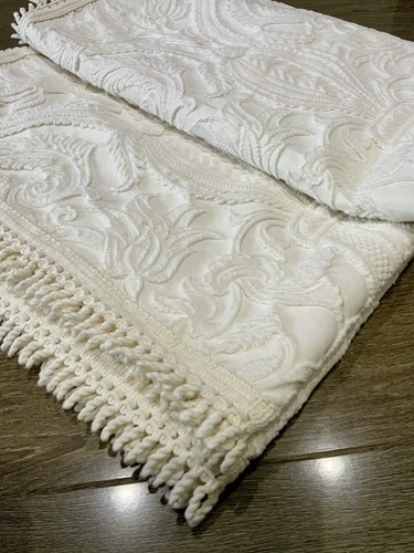 Beautiful vintage cream bed - vintage,